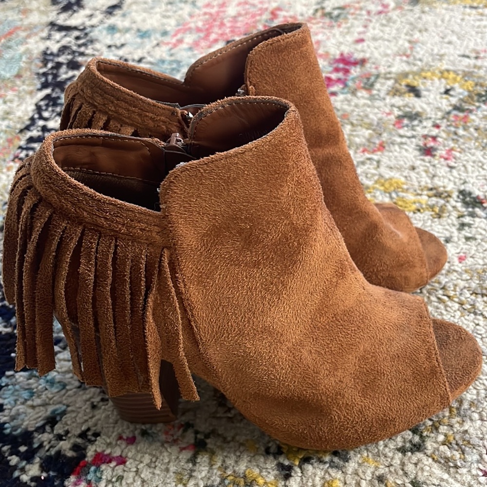 Tassel Booties - Picture 4 of 6